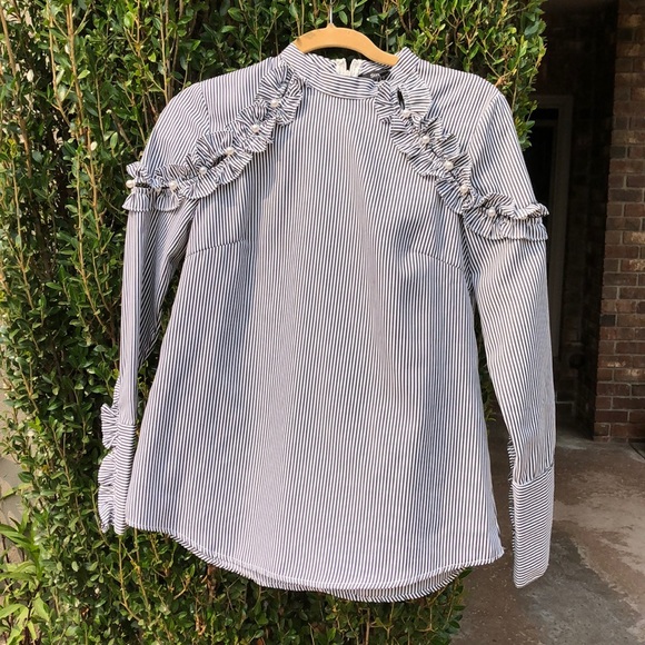 STRUT& BOLT Tops - STRUT&BOLT PINSTRIPES & PEARLS BLOUSE!
